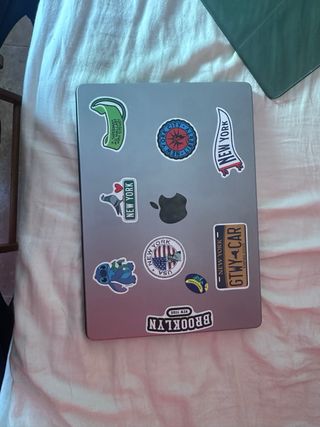 MacBook Pro 16 2023 16GB casi nuevo
