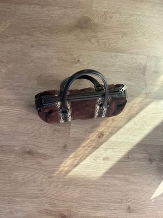 Bolso de mano Carolina Herrera ante marrón