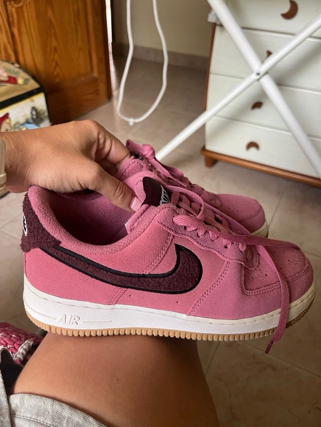 Nike Air Force 1 Rosa Fuerte
