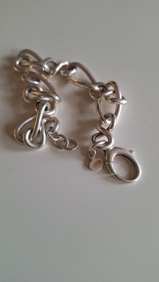 Pulsera de plata con eslabones