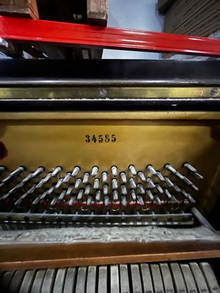 Piano Vertical Cussó SFHA color Caoba
