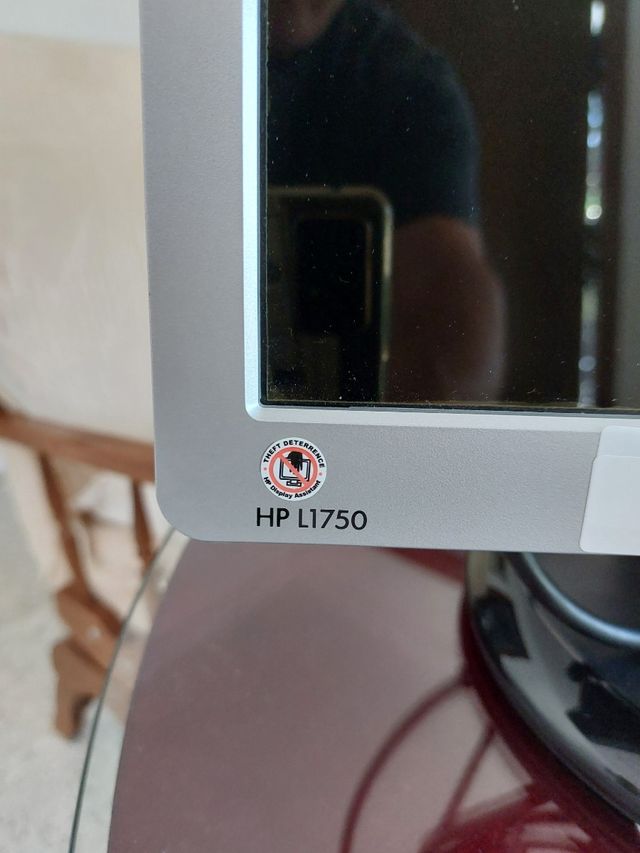 Monitor HP L1750 Plata/Negro