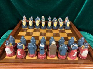 AJEDREZ MEDIEVAL ESTILO ALFONSO X EN PORCELANA