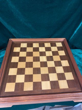 AJEDREZ MEDIEVAL ESTILO ALFONSO X EN PORCELANA