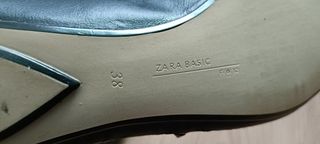 REGALO Manoletinas Zara negras T38.