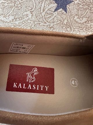 Zapatos planos Kalasity camel
