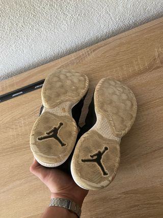 Sapatilhas Jordan Basket Preto e Branco