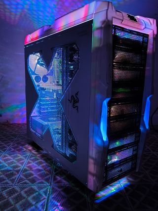 Torre PC i7 24GB 2TB SSD