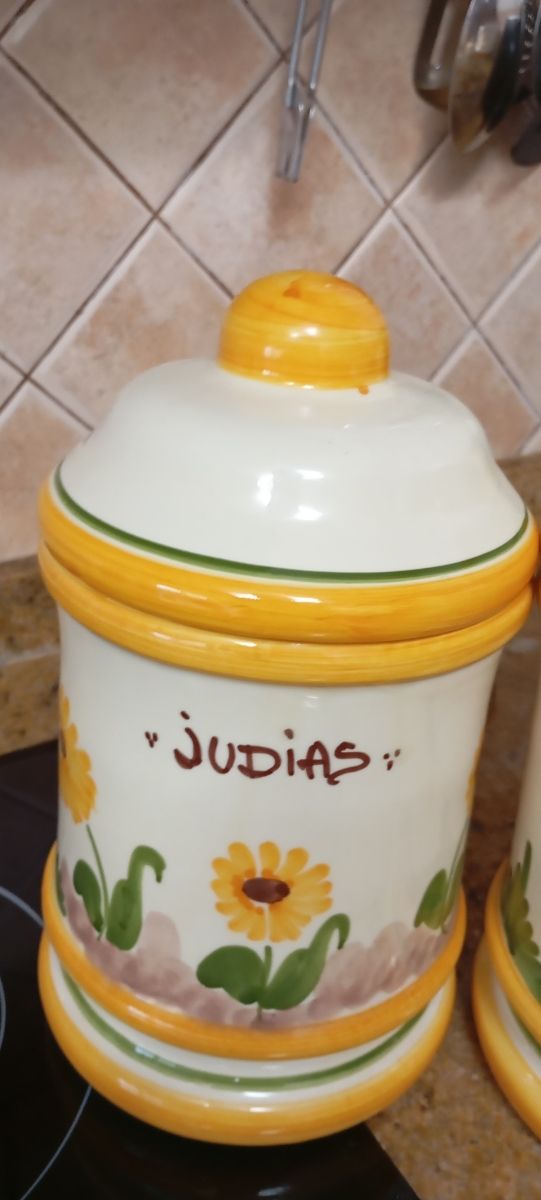 Set di 6 barattoli da cucina in argilla con fiori e nomi