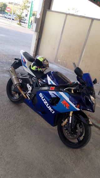 Suzuki GSXR 600 acetaria cambio por moto de enduro