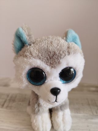 Peluche perro husky ojos grandes