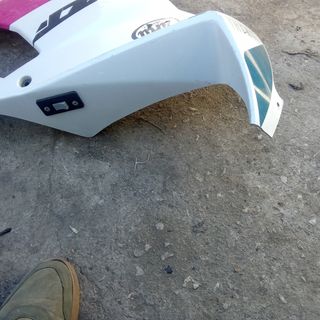 Carenado YZF 750 R Yamaha para reparar