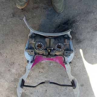 Carenado YZF 750 R Yamaha para reparar