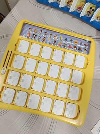Juego Quién es Quién Disney Mickey