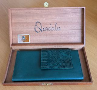 Cartera de piel Ubrique verde