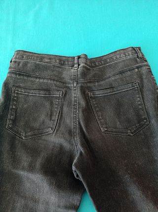 Pantalón vaquero gris talla 36
