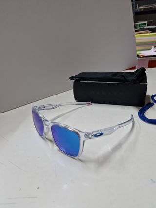 Gafas de sol Oakley azules