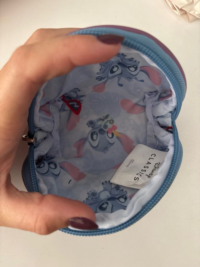 Cartera de Stitch con pastel