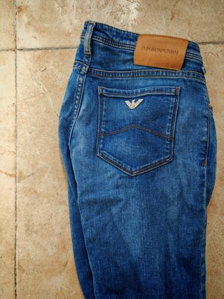 Vaqueros Emporio Armani Azules