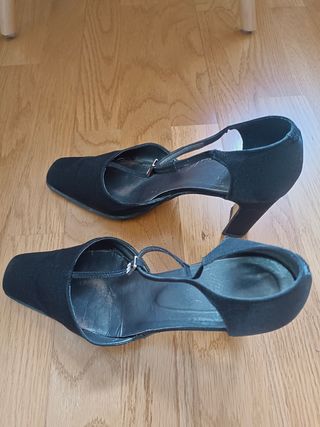 Zapatos de fiesta negros para mujer
