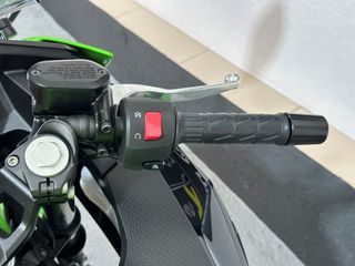 KAWASAKI Ninja 500 SE 2025