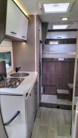 Benimar Perfilada Tessoro 444 5 plazas Garaje