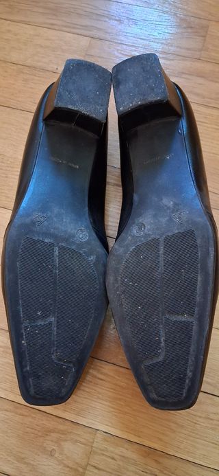 Zapatos de piel Giorgione Giotto negros.