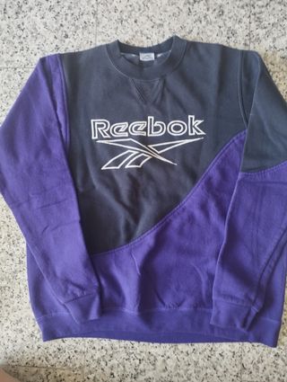 Sudadera Reebok Talla S/M Negra y Morada