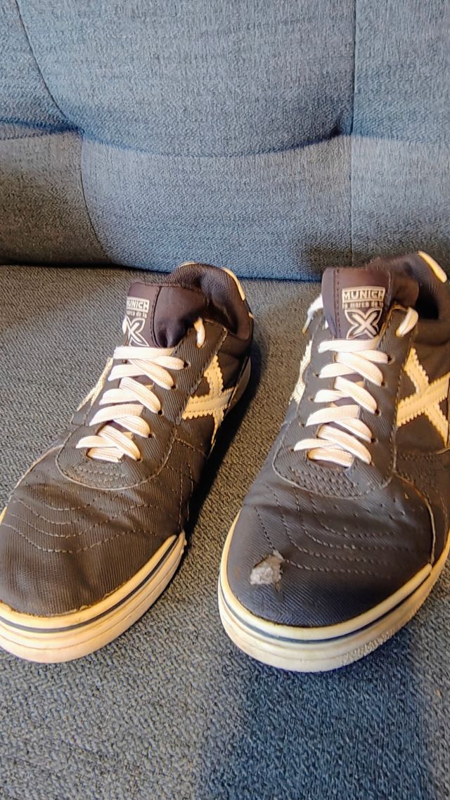 Lote Zapatillas Munich Talla 38