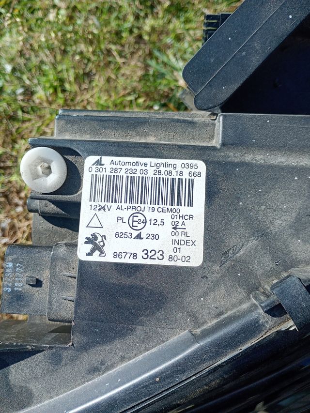 Foco Derecho Citroen DS3