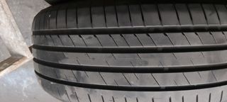 Neumático 225/55 R18 102Y