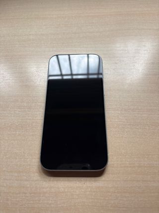 iPhone 15 Verde