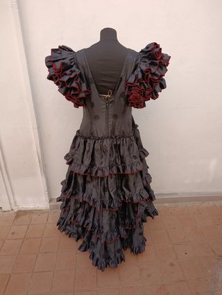 Vestido flamenco volantes lunares