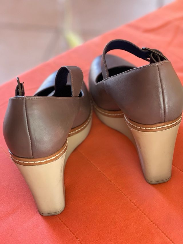 Scarpe con zeppa Castañer beige/marrone