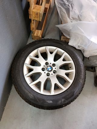 Llantas BMW con neumáticos