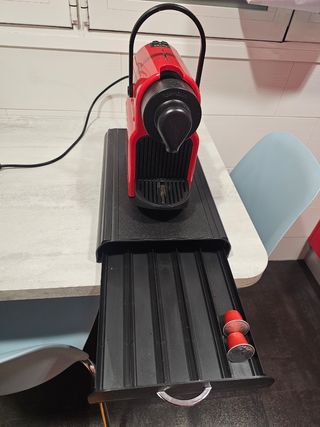 Cafetera Nespresso Krups Roja