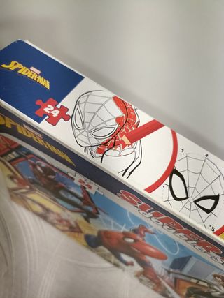 Puzzle Spiderman 24 piezas doble cara