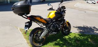 Kawasaki Versys 650 Negra y Amarilla