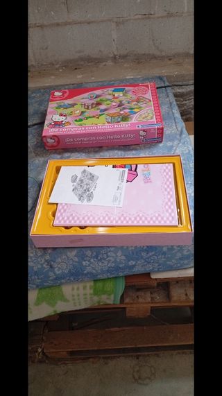 Juego de mesa ¡De compras con Hello Kitty!