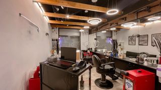 R- 7938969 Traspaso Peluquería Eixample Izquierdo