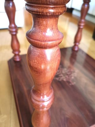 Mesa de centro de madera y cristal