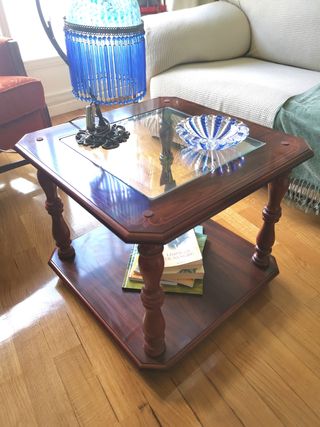 Mesa de centro de madera y cristal