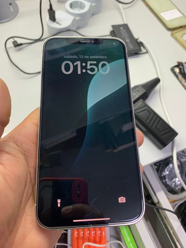 iPhone 12 Pro Max 128GB Cinza Espacial