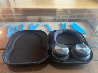 Auriculares Bang & Olufsen 
Beoplay HX