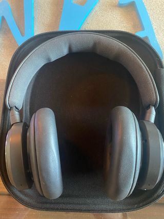 Auriculares Bang & Olufsen 
Beoplay HX