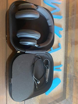 Auriculares Bang & Olufsen 
Beoplay HX