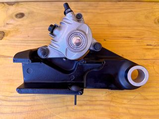 Pinza Freno Trasero Harley Davidson