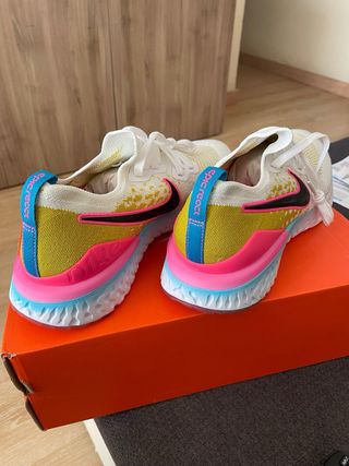Zapatillas Nike React Flyknit 2 Talla 44