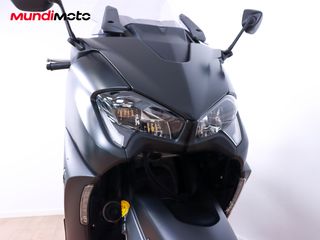 YAMAHA T-MAX 560