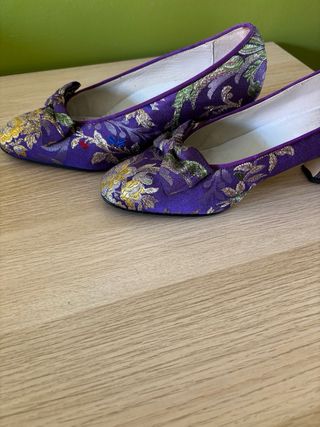 Zapatos Fallera Morados Talla 41